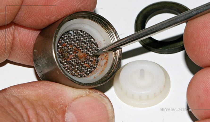 مراحل تعمیر و تعویض صافی شیر آشپزخانه